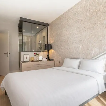 Dahlia - Appt 2 Et Piscine 比亚里茨