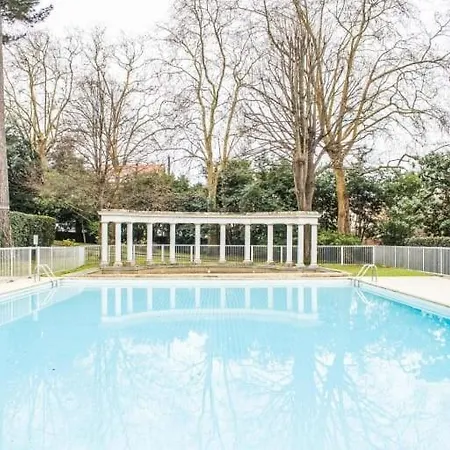 Dahlia - Appt 2 Et Piscine Apartamento *